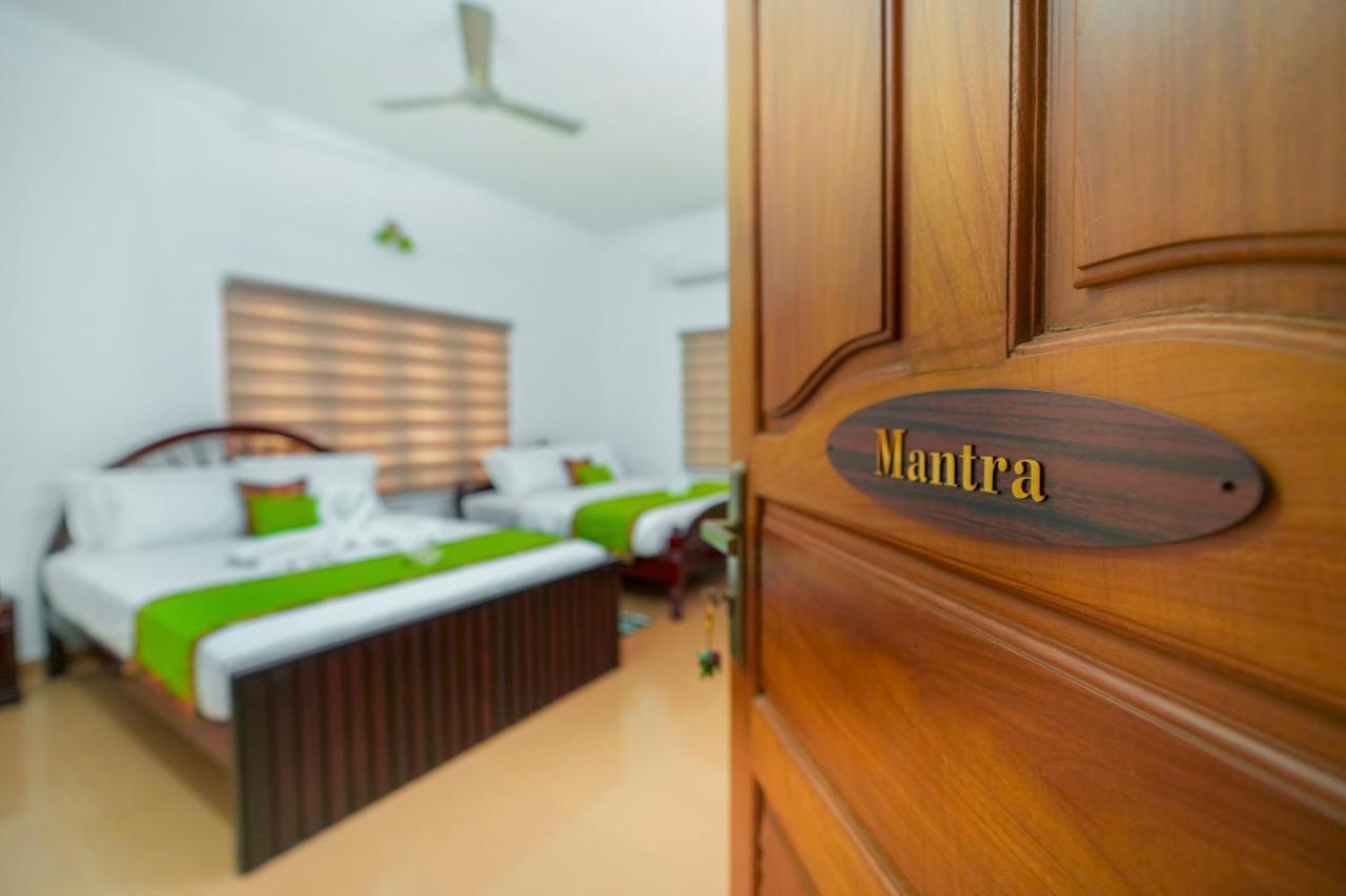 Parudeesa - Heavenly- Luxurious Palace Look-Near Cbd - Kerala - India With Breakfast Kāladi Oda fotoğraf