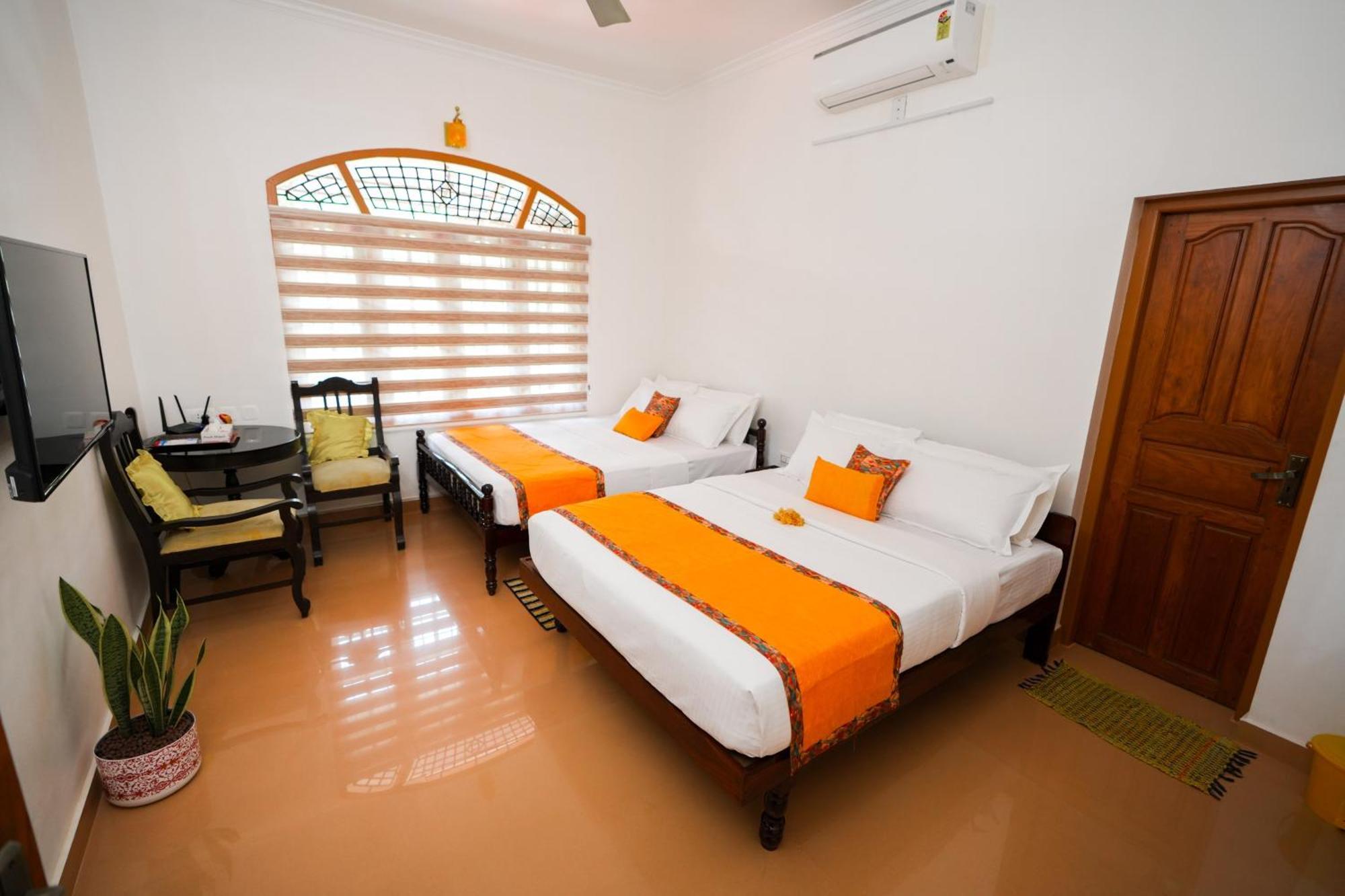 Parudeesa - Heavenly- Luxurious Palace Look-Near Cbd - Kerala - India With Breakfast Kāladi Dış mekan fotoğraf